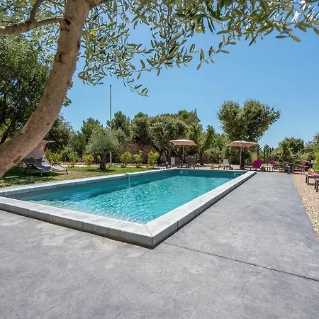 Guest house Mas La Cheneraie - Au Calme, A 10 Mn Du Centre A Pied Lourmarin