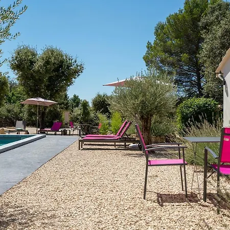 Guest house Mas La Cheneraie - Au Calme, A 10 Mn Du Centre A Pied Lourmarin