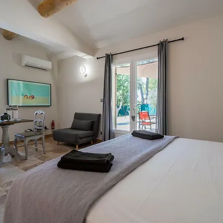 Mas La Cheneraie - Au Calme, A 10 Mn Du Centre A Pied 3* Lourmarin