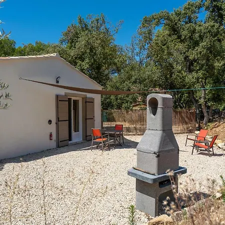 Mas La Cheneraie - Au Calme, A 10 Mn Du Centre A Pied Guest house